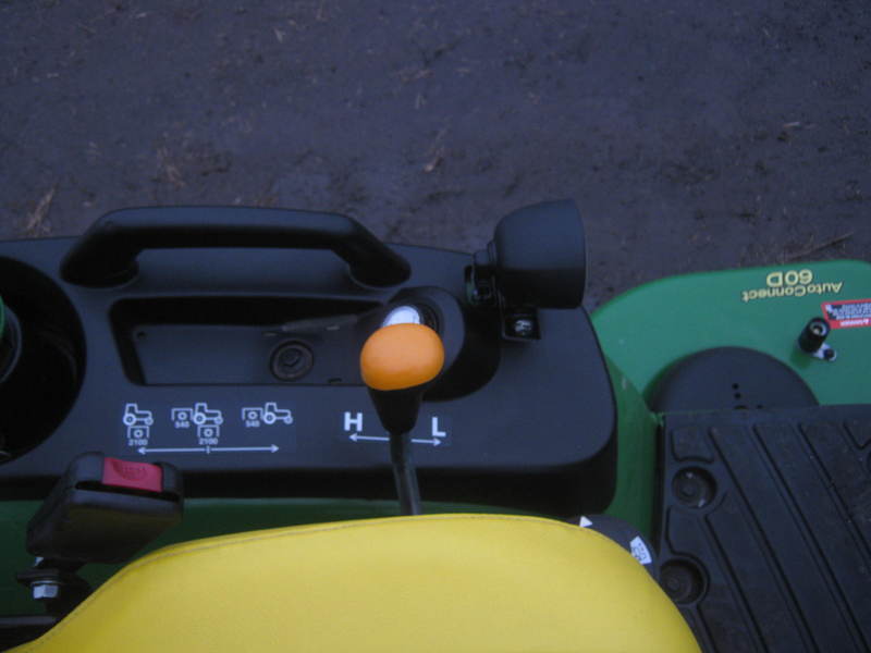 Tractors - Compact  John Deere 1025R Tractor  Photo
